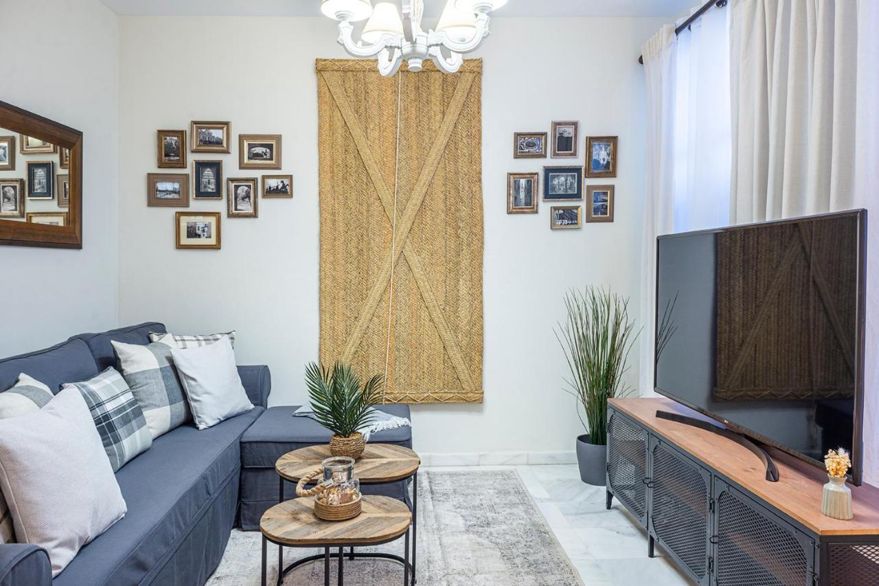 Alohamundi Velarde Appartement Sevilla Buitenkant foto