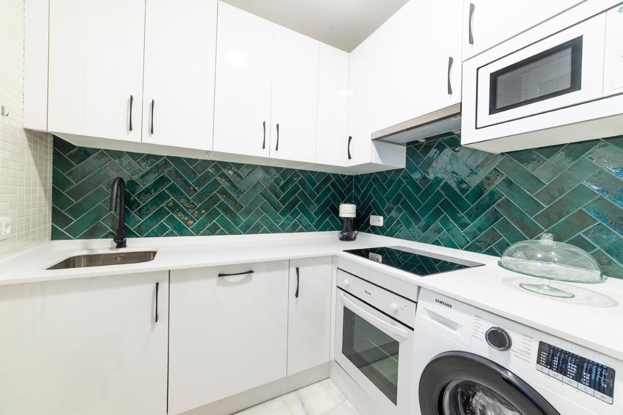 Alohamundi Velarde Appartement Sevilla Buitenkant foto
