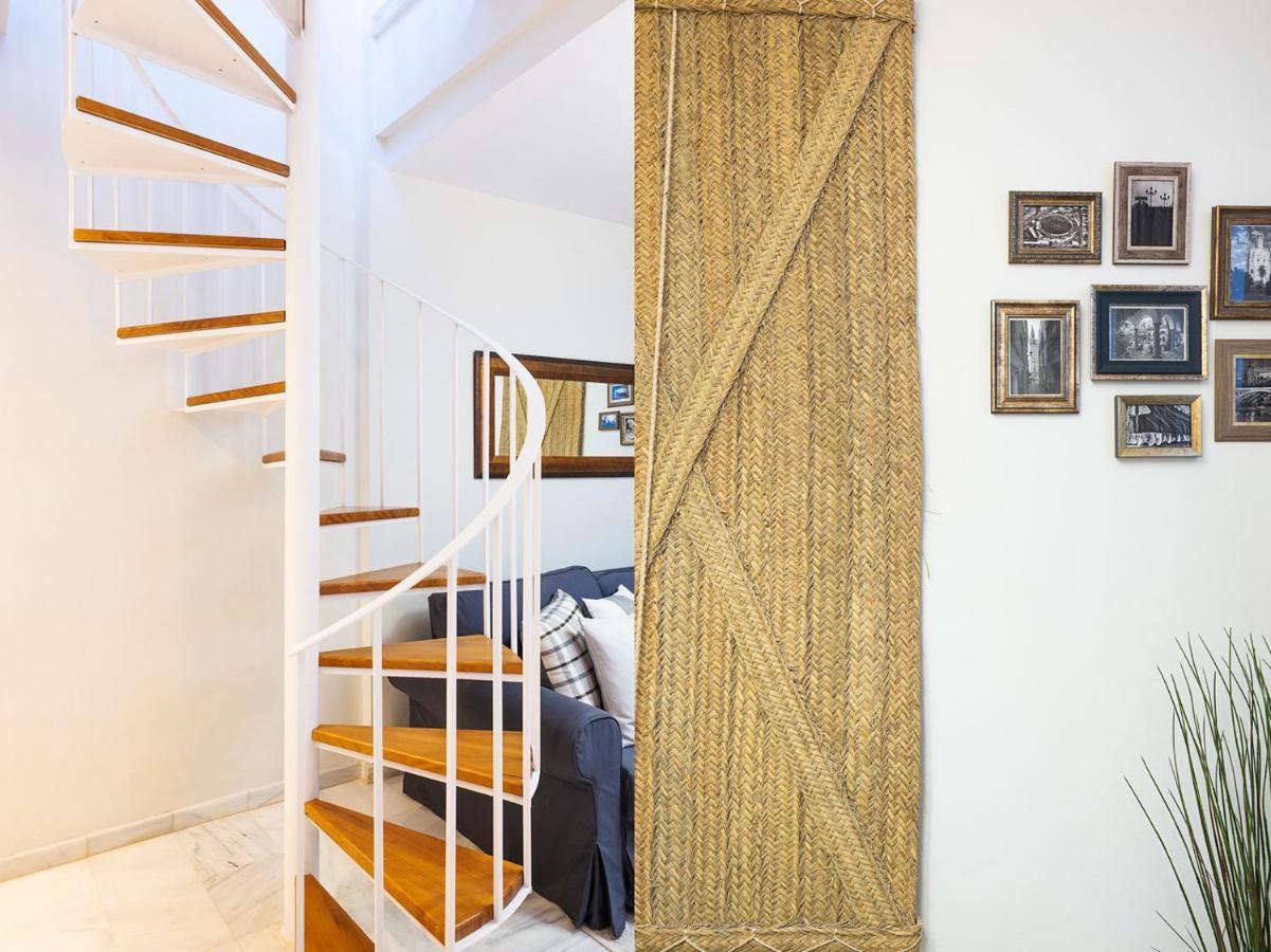 Alohamundi Velarde Appartement Sevilla Buitenkant foto