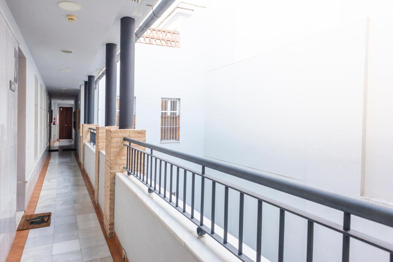 Alohamundi Velarde Appartement Sevilla Buitenkant foto